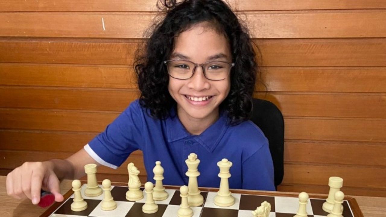 Anak SD Ini Kalahkan GothamChess dalam 3 Menitdan Dua GM Dunia